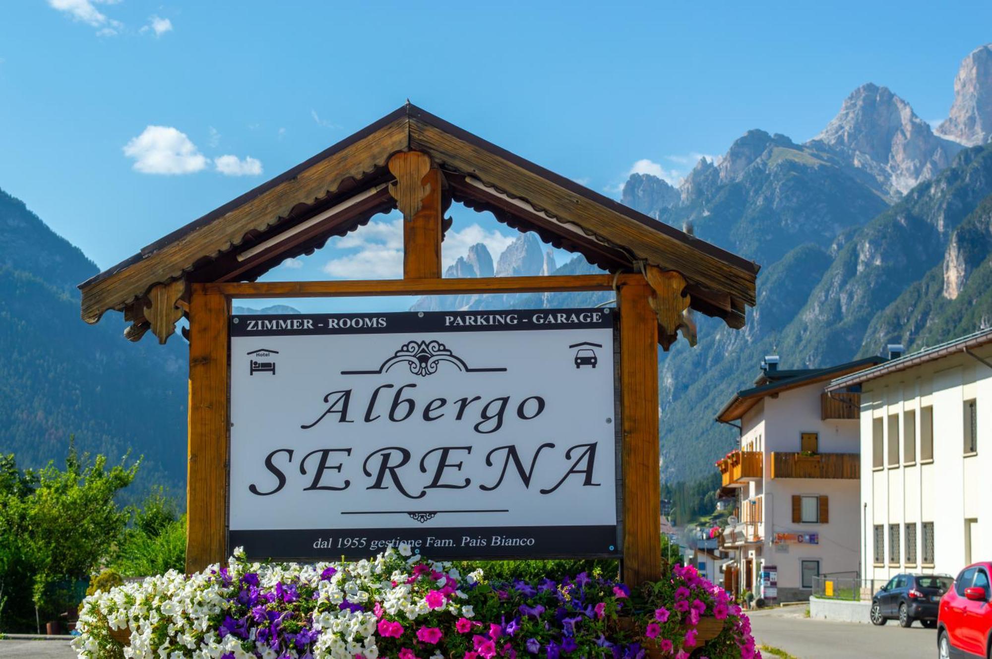 Hotel Serena - Tre Cime Views Auronzo di Cadore Exterior photo