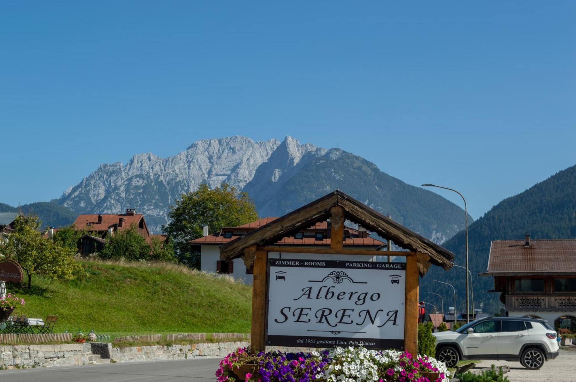 Hotel Serena - Tre Cime Views Auronzo di Cadore Exterior photo