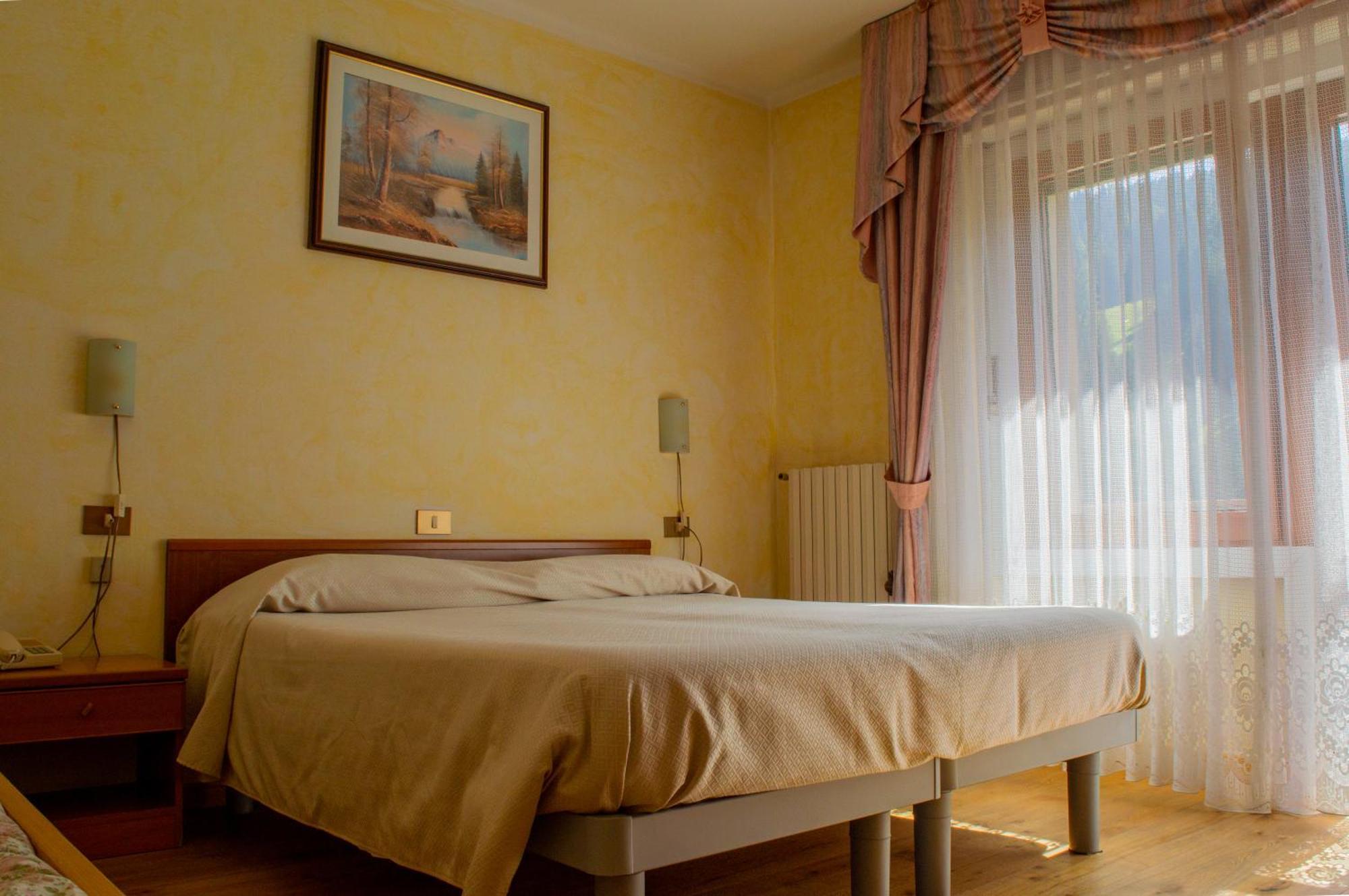 Hotel Serena - Tre Cime Views Auronzo di Cadore Exterior photo