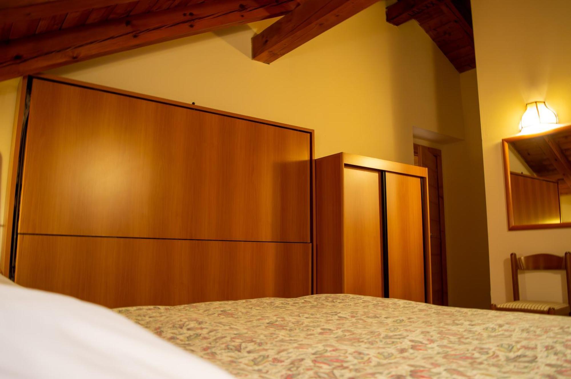 Hotel Serena - Tre Cime Views Auronzo di Cadore Room photo