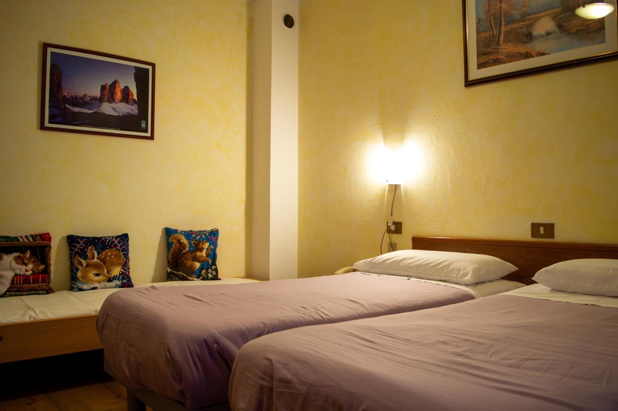 Hotel Serena - Tre Cime Views Auronzo di Cadore Room photo