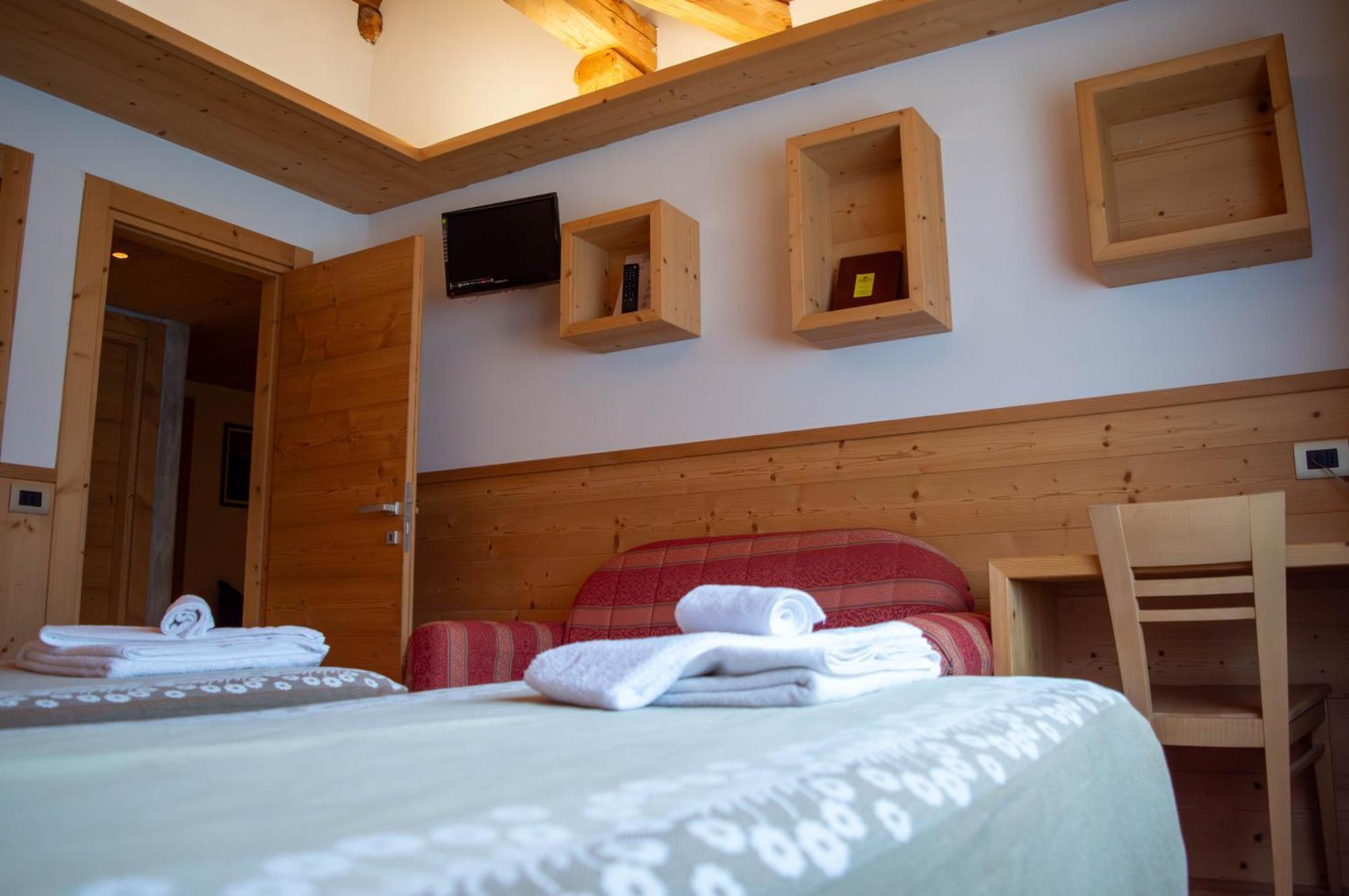 Hotel Serena - Tre Cime Views Auronzo di Cadore Exterior photo